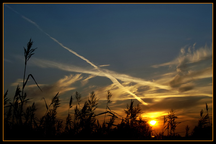 photo "Sky triangle" tags: landscape, sunset