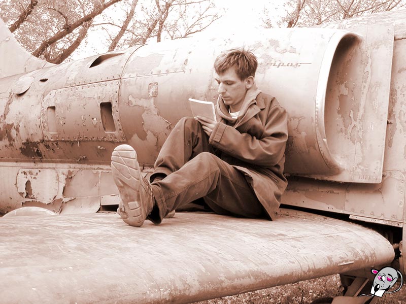 photo "A letter to home" tags: portrait, genre, man