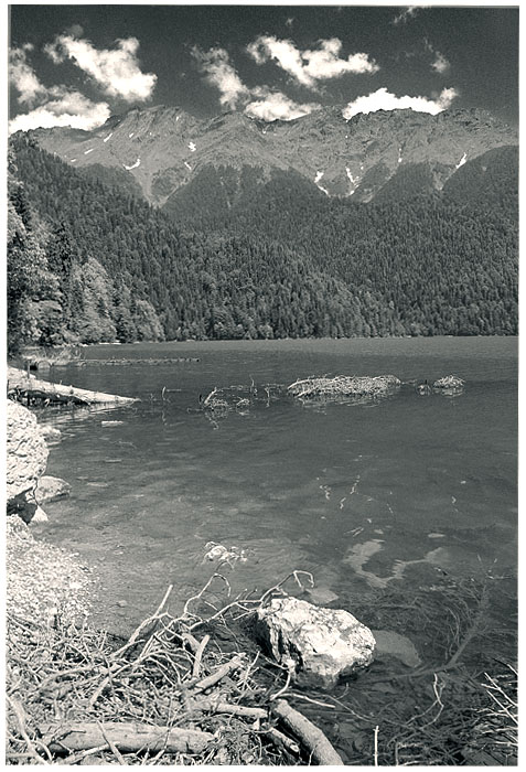 photo "Untitled photo" tags: black&white, landscape, mountains