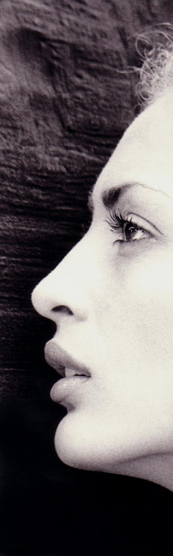 photo "Profile" tags: portrait, black&white, woman