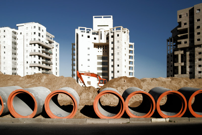 photo "Construction site" tags: architecture, landscape, 