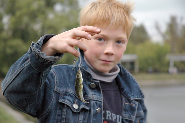 photo "small fisher" tags: genre, portrait, children