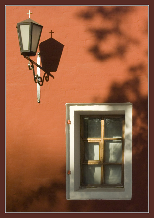photo "Etude with lantern, window and shadows" tags: misc., 