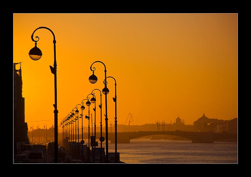 photo "Lanterns on Palace embankment." tags: landscape, architecture, sunset