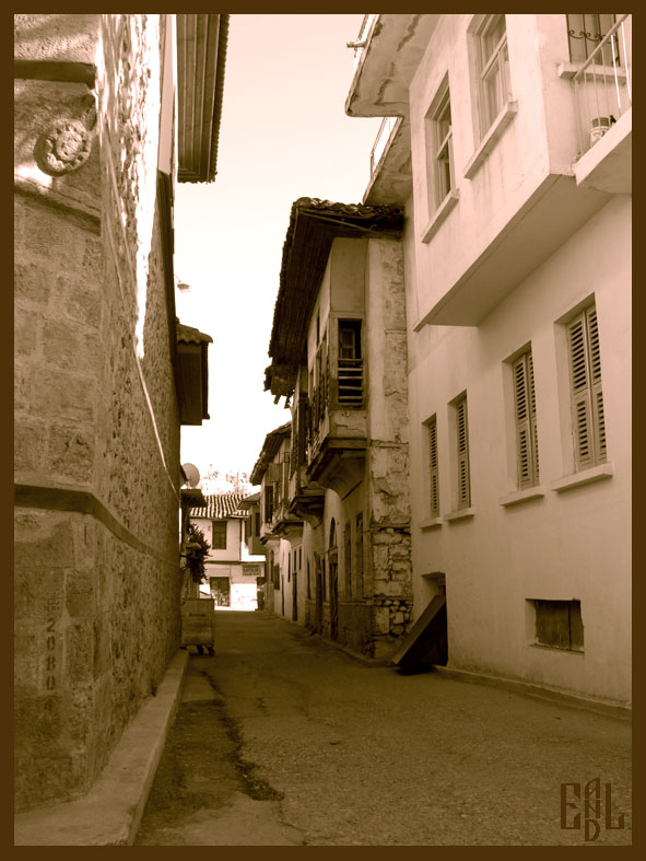 photo "Old street in Antaliya" tags: architecture, landscape, 