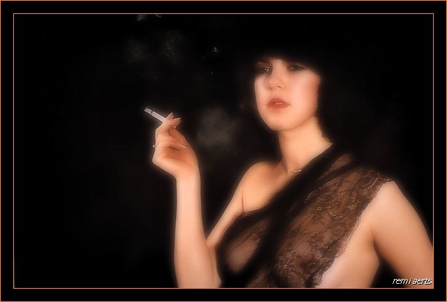 photo "smoking girl" tags: portrait, woman