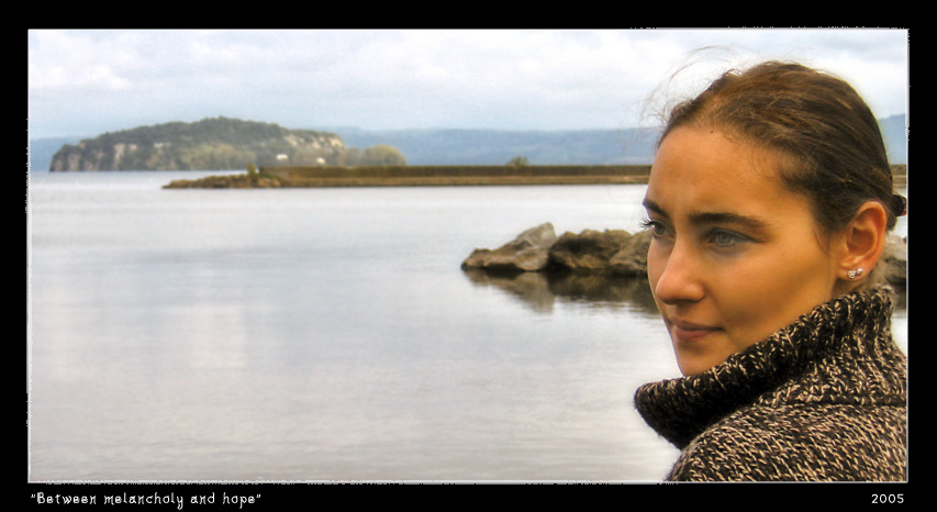 photo "Between melancholy and hope" tags: portrait, landscape, autumn, woman