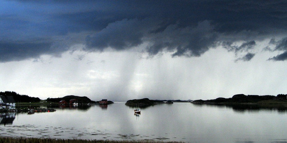 photo "Storm is coming" tags: landscape, water