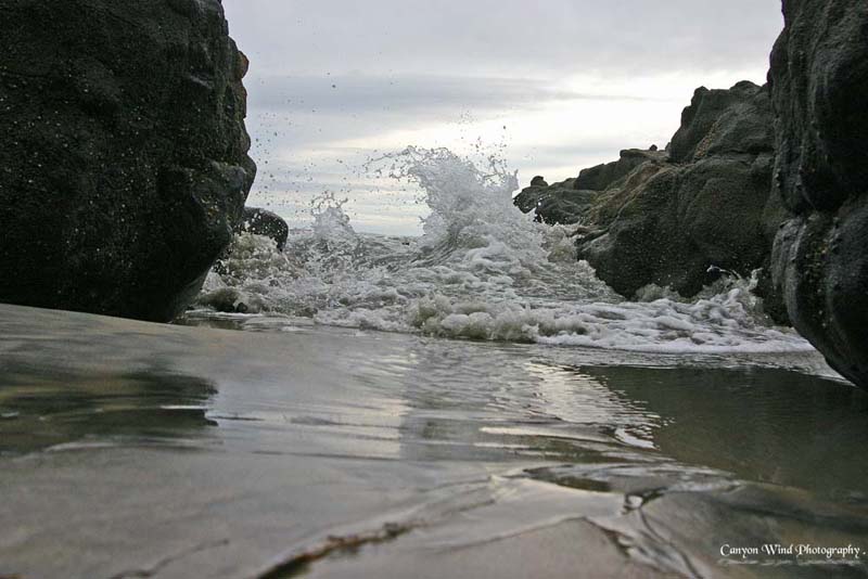 photo ""The Onrushing Tide"." tags: landscape, clouds, water