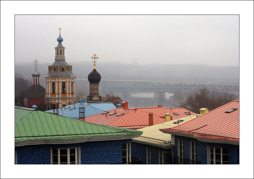 photo "Walks on roofs" tags: architecture, landscape, 