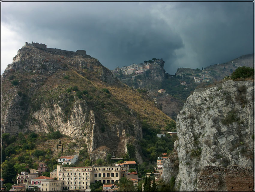 photo "Somewhere far from us..." tags: landscape, travel, Europe, mountains