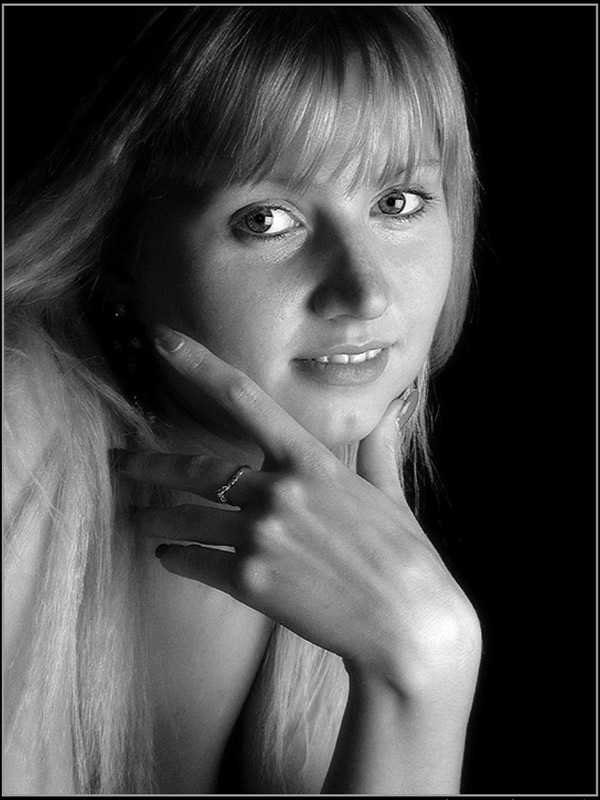 photo "eyes" tags: portrait, black&white, woman