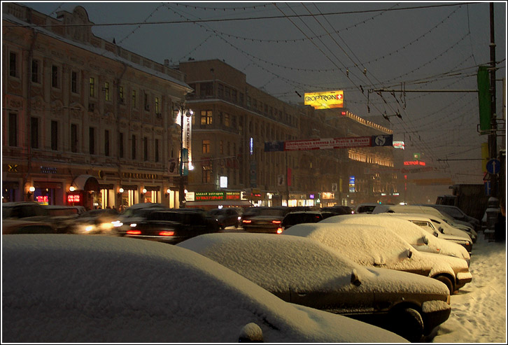 фото "свет витрин" метки: архитектура, пейзаж, весна