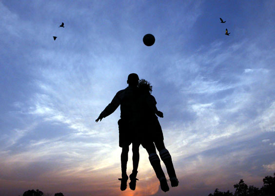 photo "football" tags: landscape, sunset