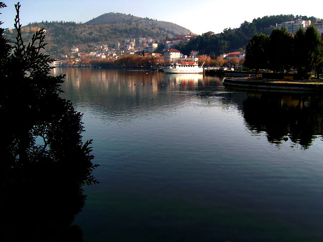 photo "Kastoria" tags: landscape, architecture, water