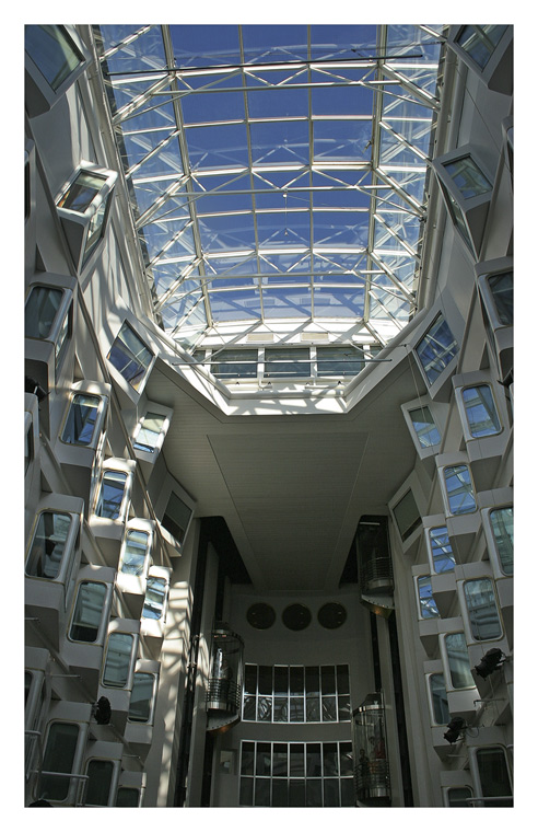 photo "Look upwards!" tags: travel, Europe