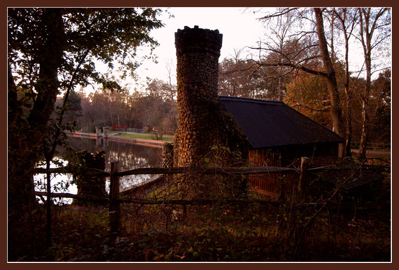 фото "Lady Melissa's Boathouse" метки: пейзаж, вода, осень