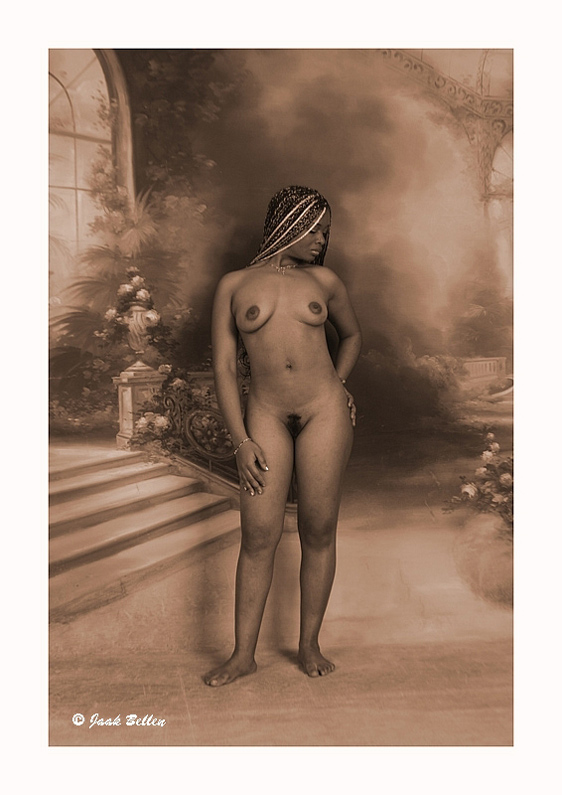 Photo Woman of colour by Jaak BELLEN - nude, old-time - Phot