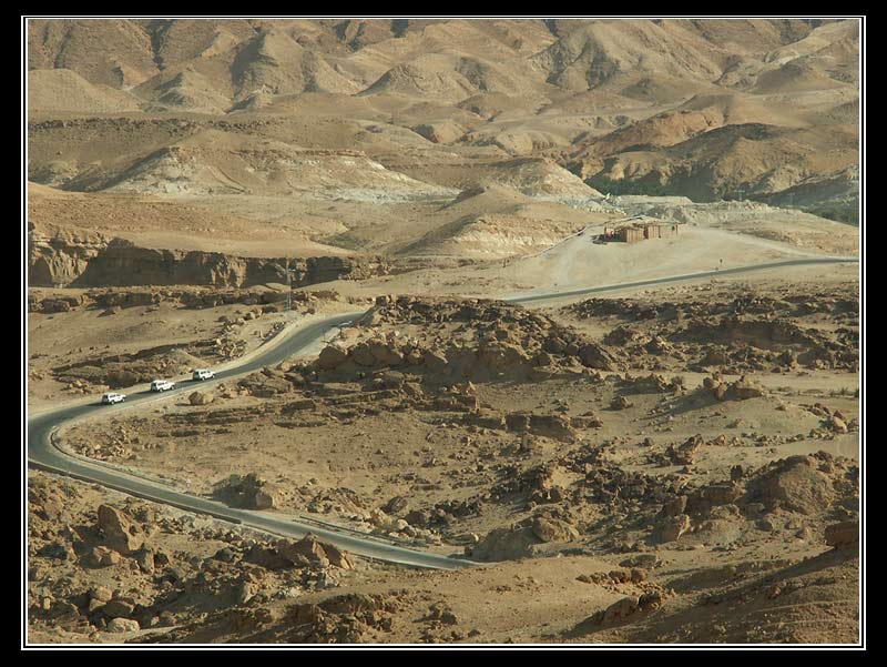 photo "Lonely road  in Atlas mountains" tags: travel, landscape, Africa, mountains