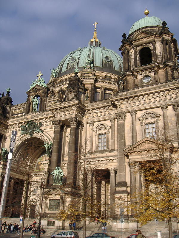 photo "Dom" tags: architecture, landscape, 
