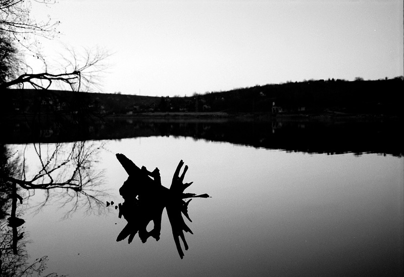 photo "The Evil One" tags: landscape, abstract, water