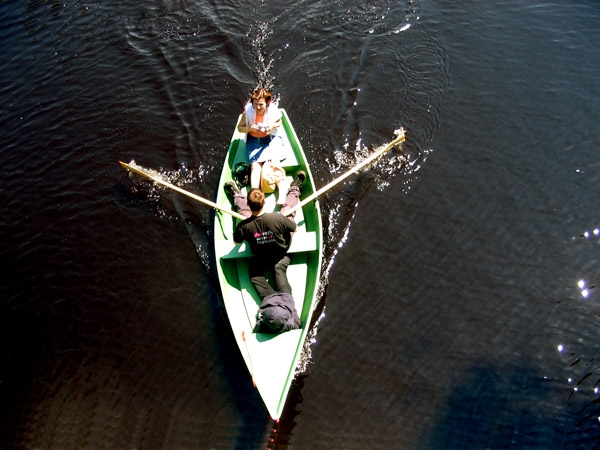 photo "Three in the boat" tags: genre, travel, Europe