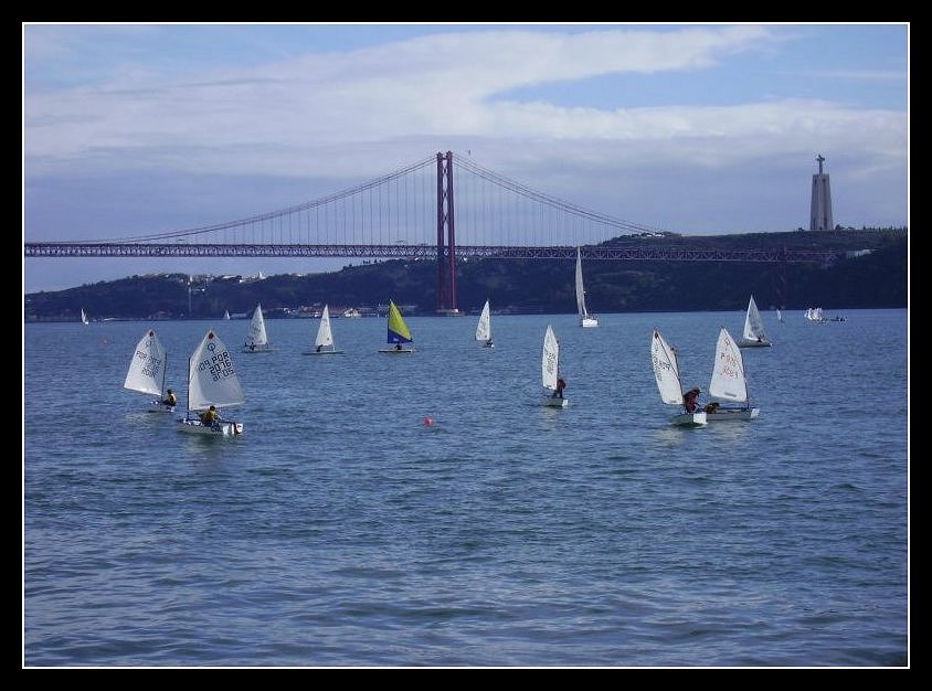 photo "Boats on the Tagus" tags: landscape, water