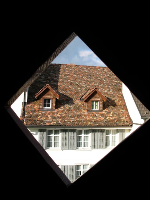 photo "Window into Switzerland" tags: architecture, travel, landscape, Europe