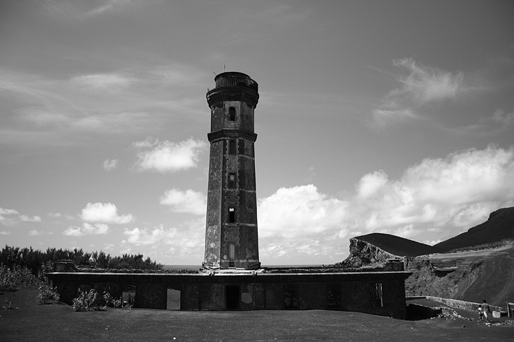 фото "Capelinhos Lighthouse" метки: черно-белые, 