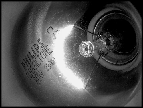 фото "светлячок по имени Philips" метки: черно-белые, техника, 