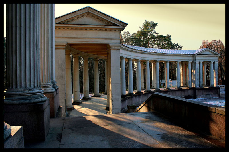photo "Colonnade" tags: architecture, landscape, 