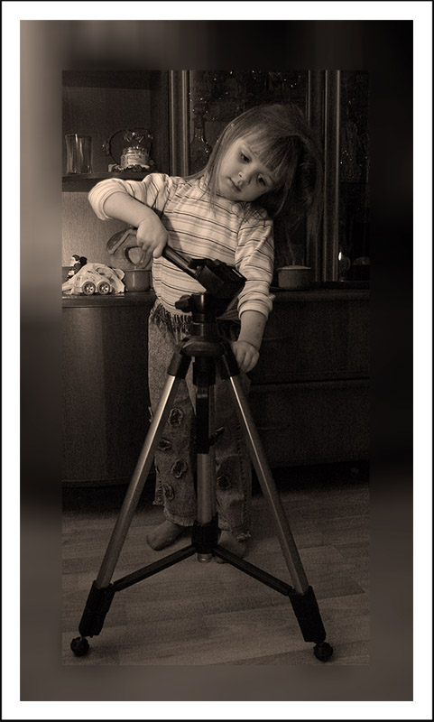 photo "The Assistant :))" tags: genre, portrait, children