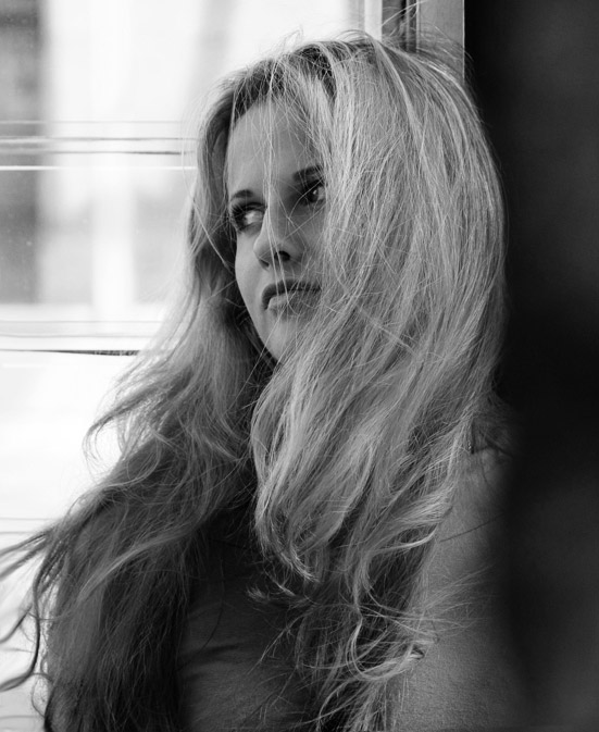photo "Windy day" tags: portrait, black&white, woman