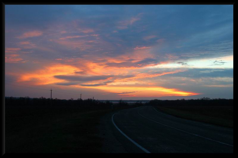 photo "Road on a decline" tags: landscape, sunset