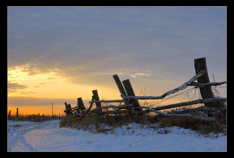 фото "Околица" метки: пейзаж, закат, зима