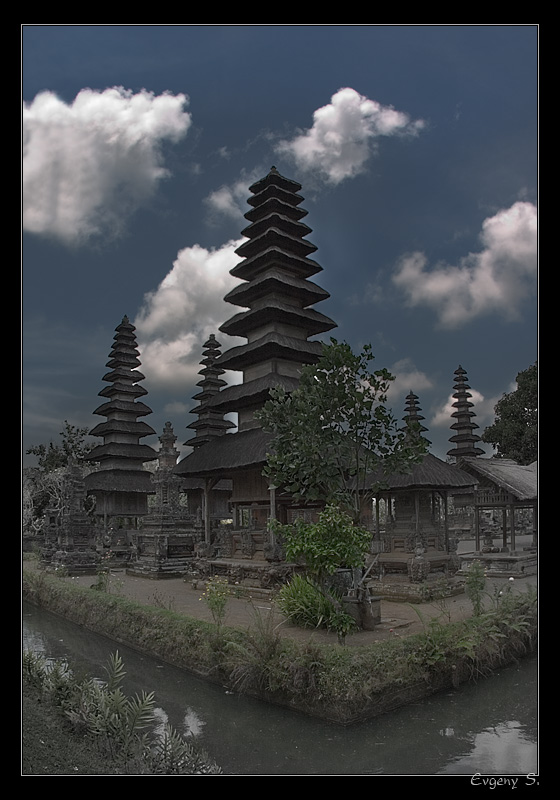 photo "Towers..." tags: travel, architecture, landscape, Asia