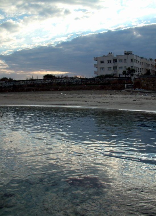 photo "Clouds over Famagusta" tags: landscape, clouds, water