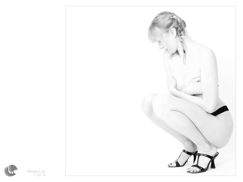 photo "white" tags: nude, black&white, 