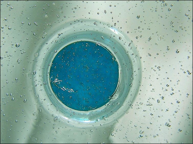 photo "blue with bubbles" tags: macro and close-up, abstract, 