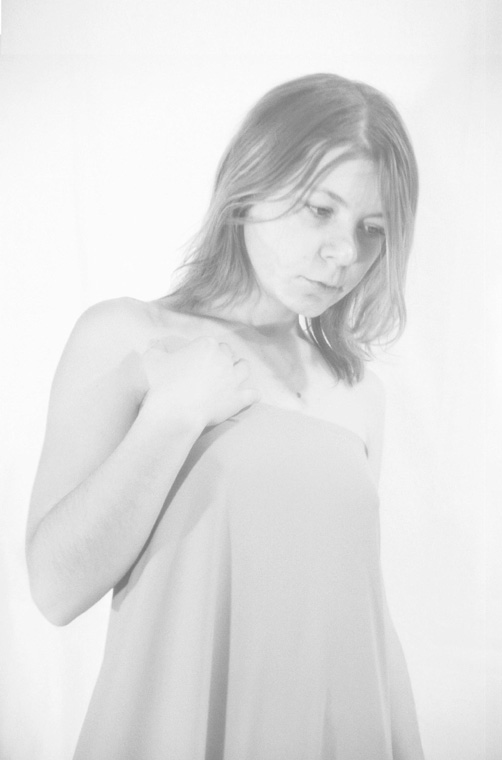 photo "Annushka" tags: portrait, black&white, woman