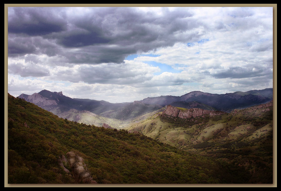 photo "Hobbit's Land" tags: landscape, forest