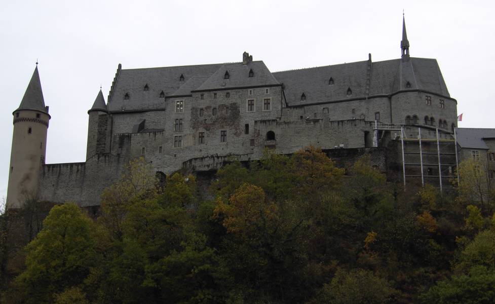 фото "Castel in rain" метки: архитектура, пейзаж, 