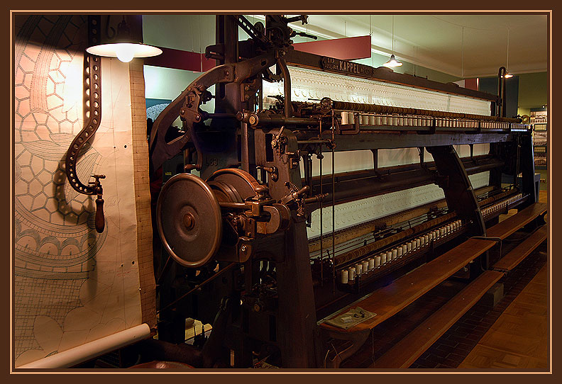 photo "Lace Making Loom" tags: travel, Europe