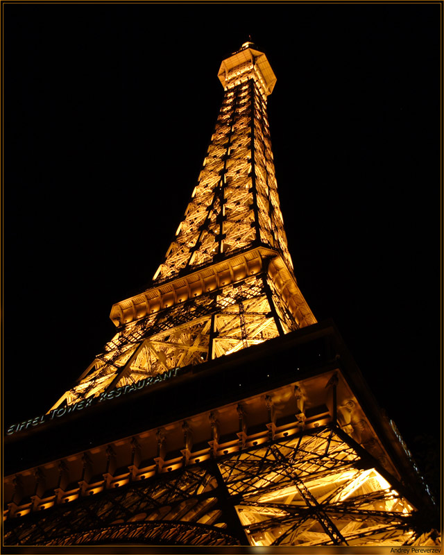 photo "Eiffel Tower" tags: , 