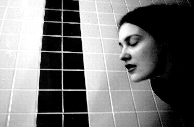 photo "Escape" tags: portrait, black&white, woman