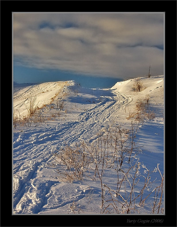 photo "Winter path to cloudes" tags: landscape, winter