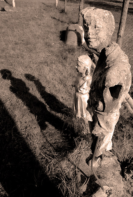 photo "Hiroes of Yesterday" tags: black&white, 