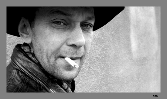 photo "The Gangster!" tags: portrait, black&white, man
