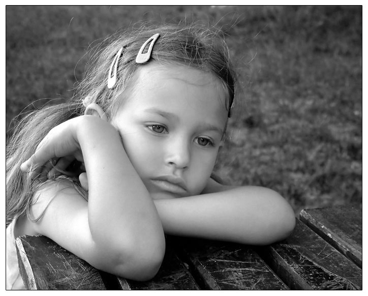 photo "Alone" tags: portrait, children