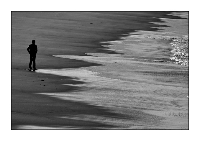 фото "Beach walk" метки: черно-белые, пейзаж, вода